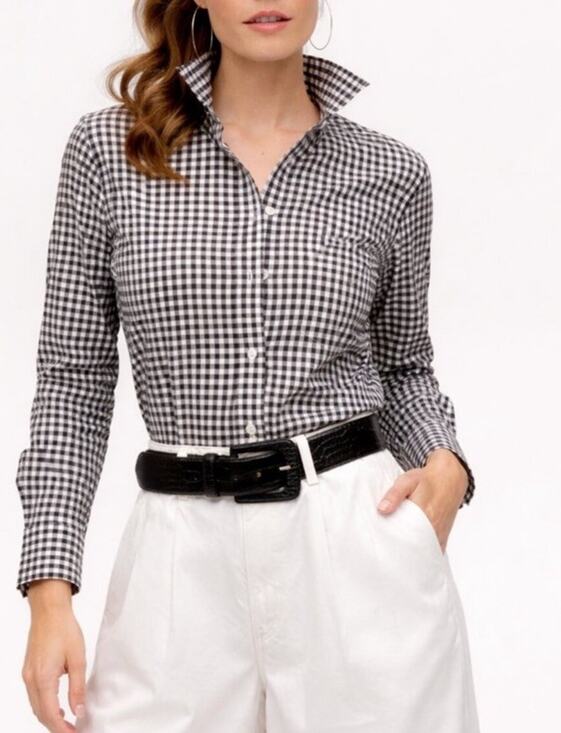 Sarah Alexandra Tops - Sarah Alexandra women's long-sleeve button-down shirt black and white Size 6